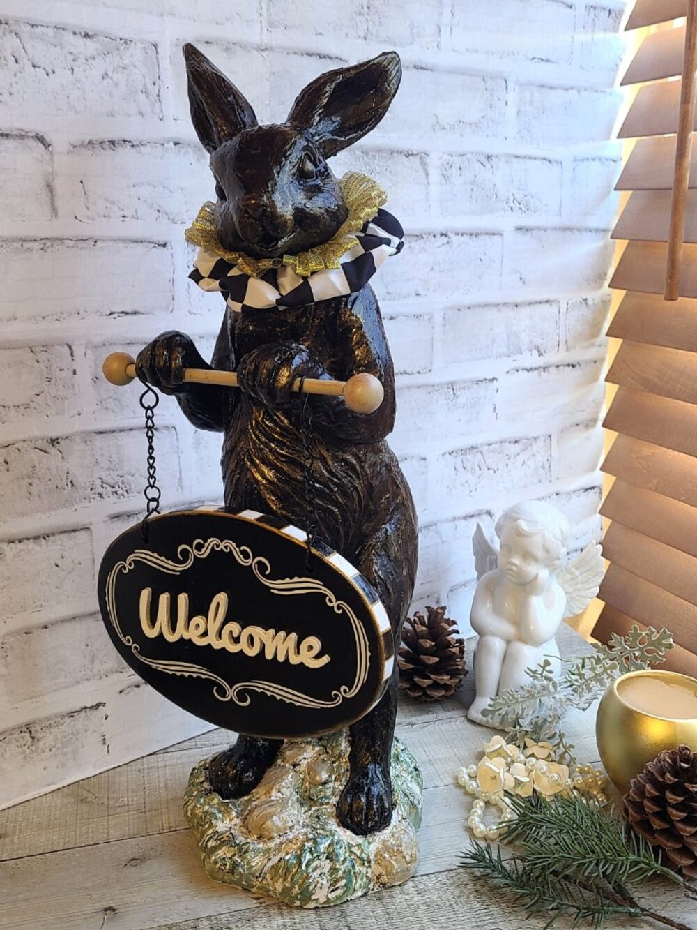 Checked Welcome Sign Anthropomorphic Rabbit Statue Checked Whimsy Decor - Picture 3 of 13